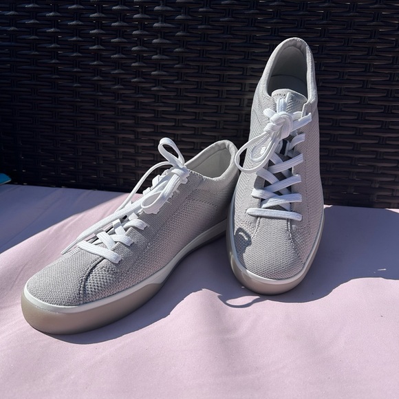 Rothy’s “the lace up sneaker” - Picture 6 of 6